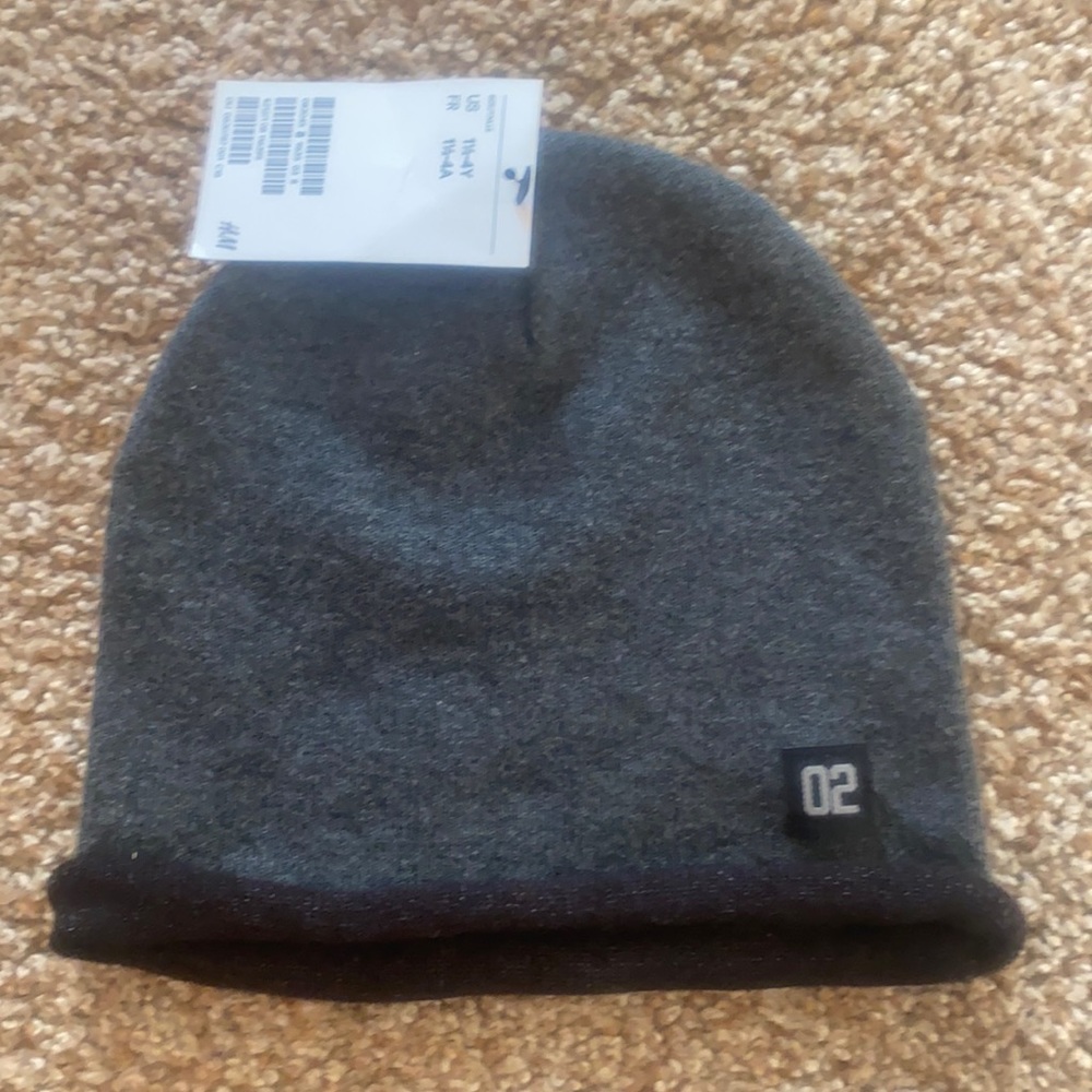 H&M hat